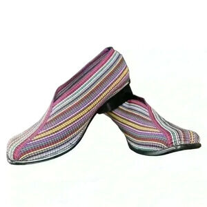 San Miguel slip on shoes Multicolored stripe size 6 like new